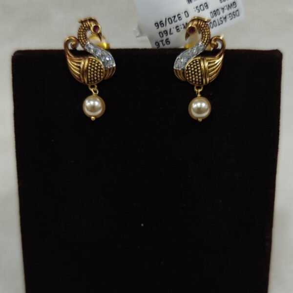 Duck Stud earing