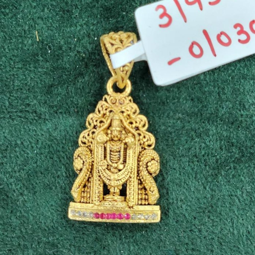 Majestic Gold Pendant with Sacred Gemstone