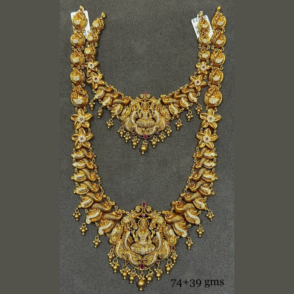 Graceful Gold Haram Necklace Set