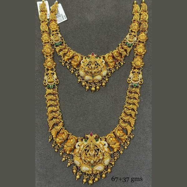 Sophisticated Gold Haram Necklace Set